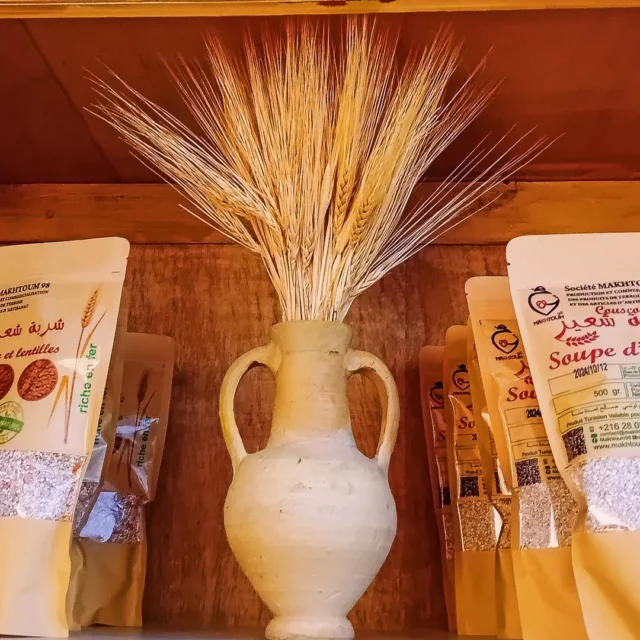 Ajoutez une touche d'authenticité à votre week-end avec Makhtoum ! ✨🌾

Découvrez nos produits 100% naturels, riches en saveurs et en traditions. Que ce soit la soupe d'orge et lentilles ou le couscous de blé, chaque bouchée raconte l'histoire du terroir tunisien. 🏺💛

📍 Commandez sur : www.makhtoum98.tn
📞 Contactez-nous sur WhatsApp : 28084896

Makhtoum : L'authenticité du sud tunisien dans chaque assiette ! 🫶
#Makhtoum #ProduitsNaturels #TraditionEtQualité #SaveursTunisiennes #couscous